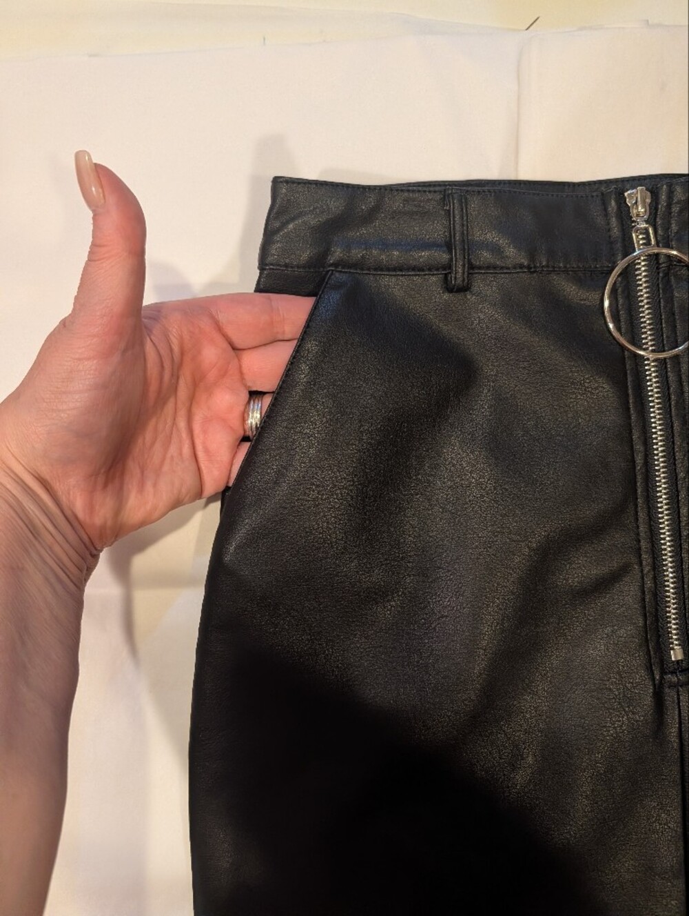 Black Faux Leather Mini Skirt with Front O-Ring Zip sexy goth punk going out - Picture 2 of 7